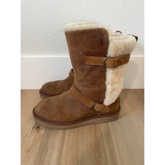 Women’s UGG Australia Becket Chestnut Boot Size 7 - Picture 2 of 10